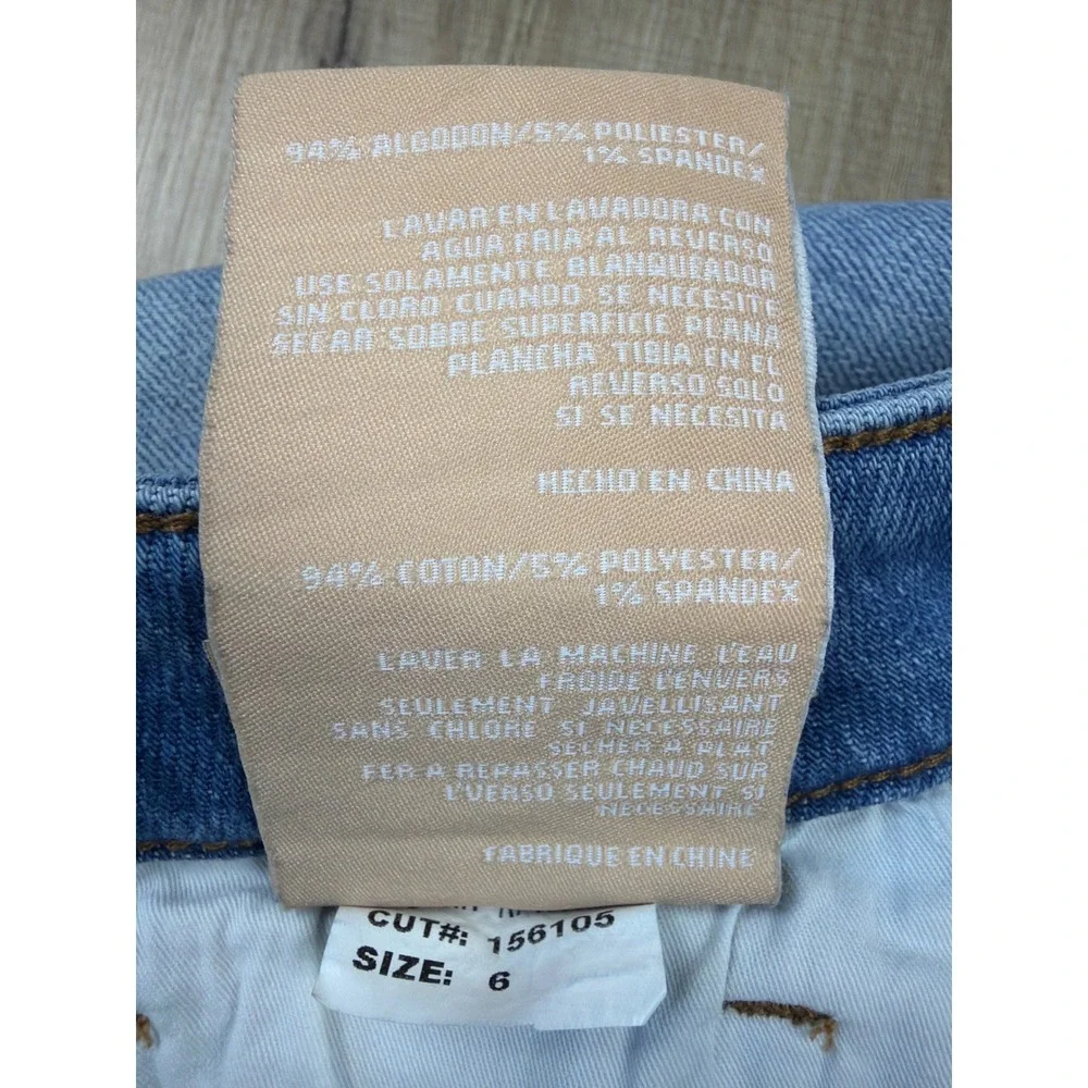 Kut from the Kloth Catherine High Rise Crop Straight Leg Distressed Jeans Blue 6